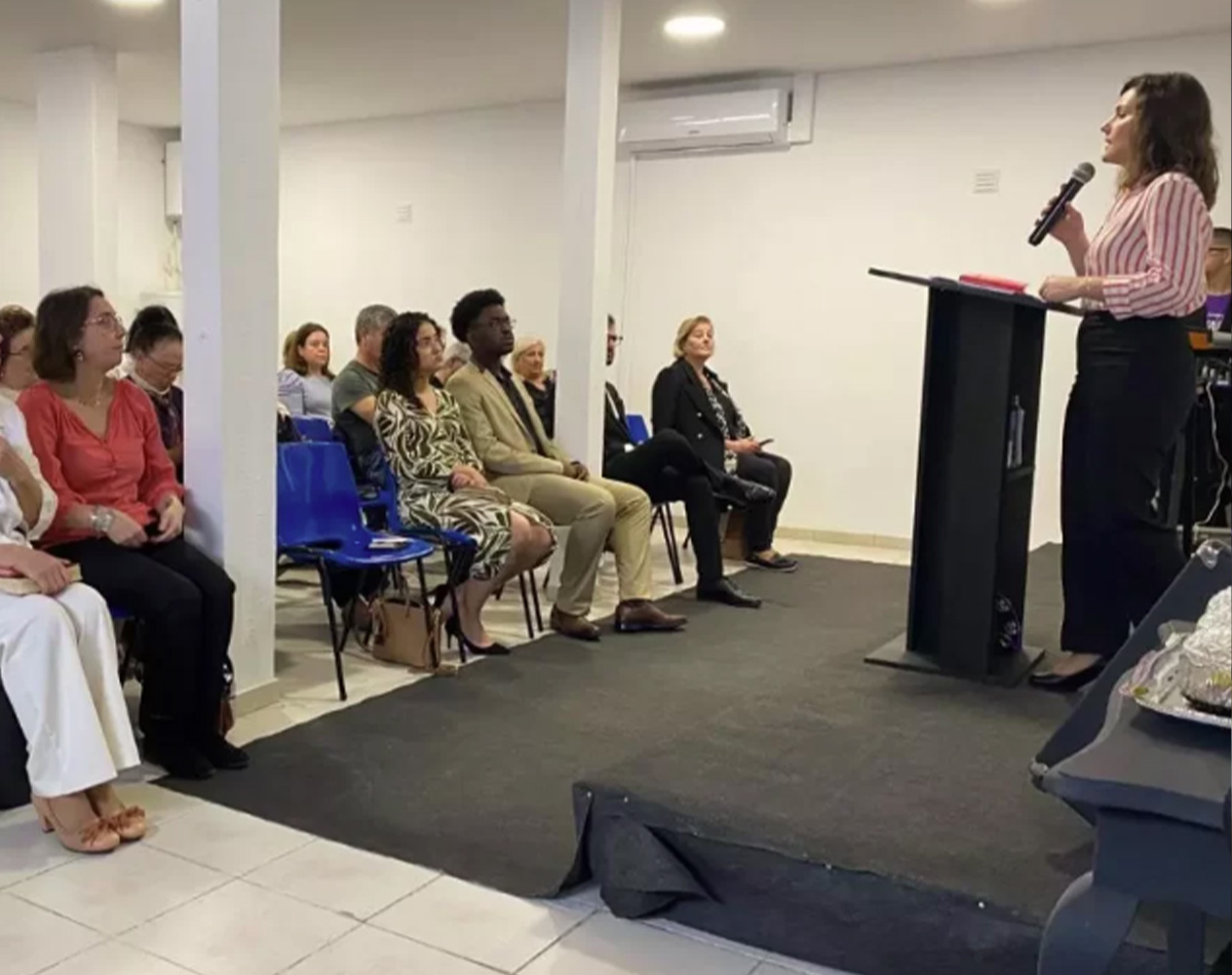 Não nascemos para sofrer  – Lagos