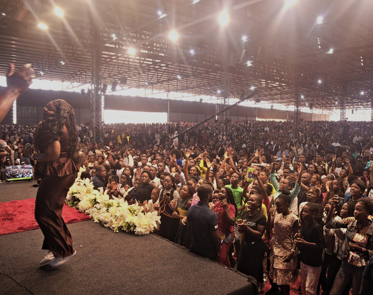 Reuniāo Domingo – Golfe