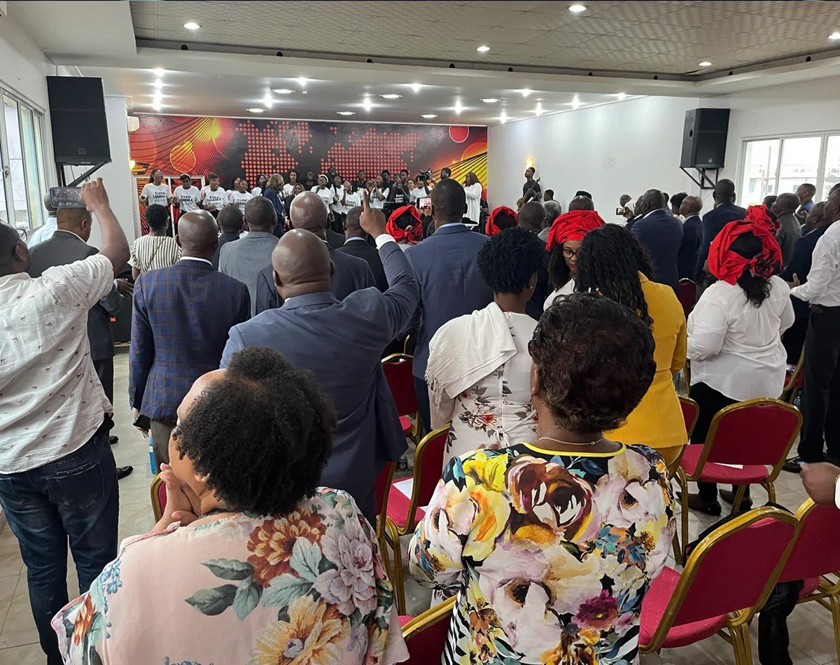 Visita – Angola