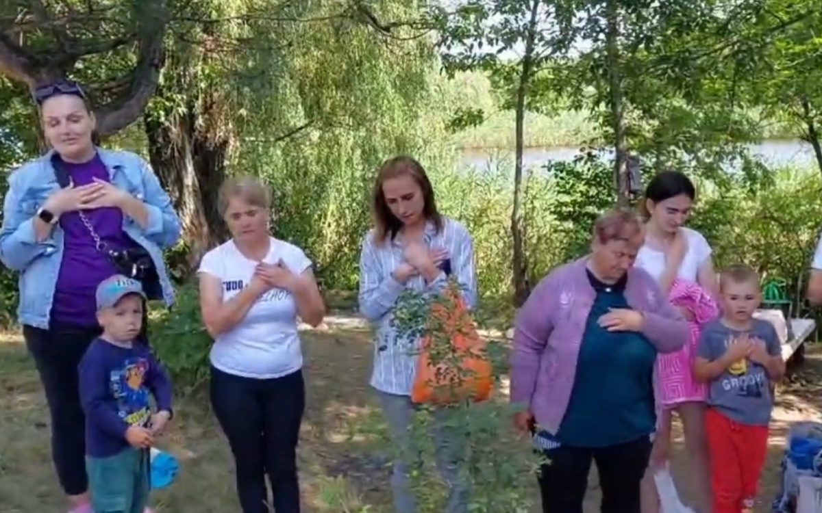 Batismo nas águas – Ucrânia – 2023