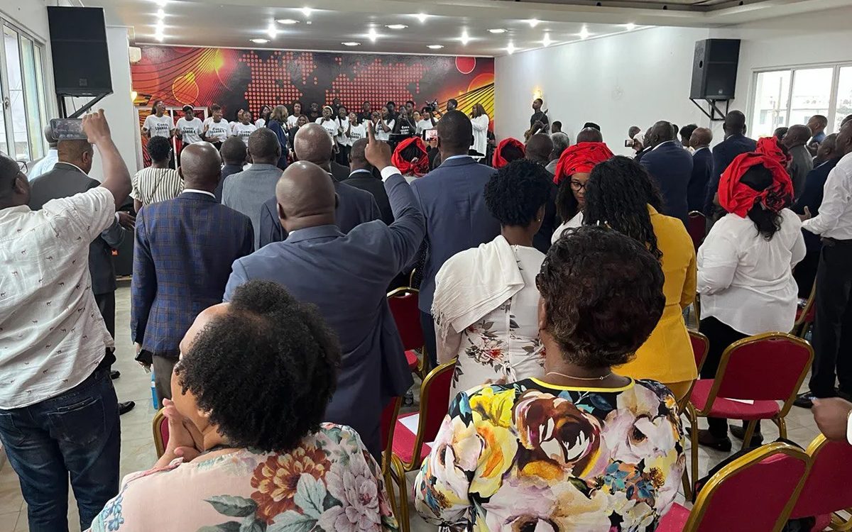 Visita – Angola