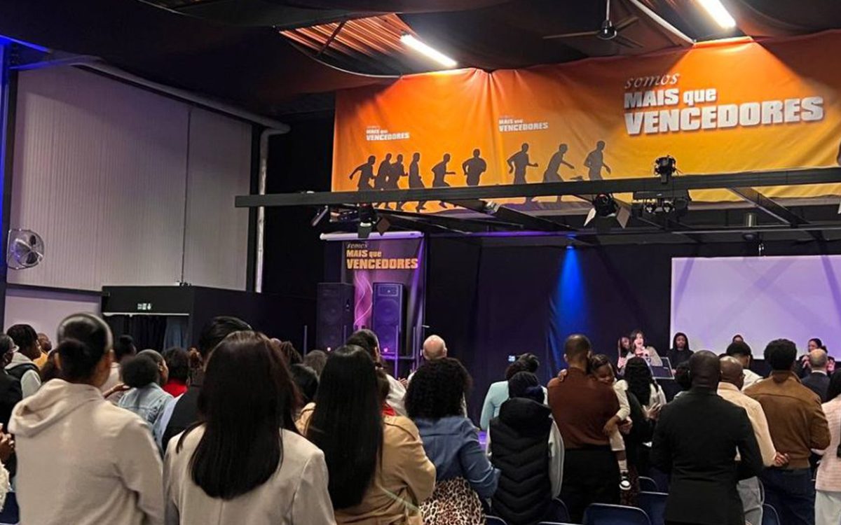 Campanha Para Deus Nada é Impossível – Holanda