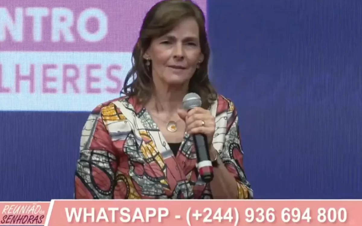 Reunião de senhoras – Angola